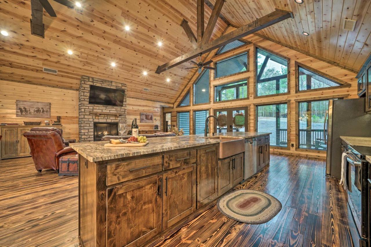 Broken Bow Cabin Deck With Hot Tub And Pool Table! Exteriér fotografie