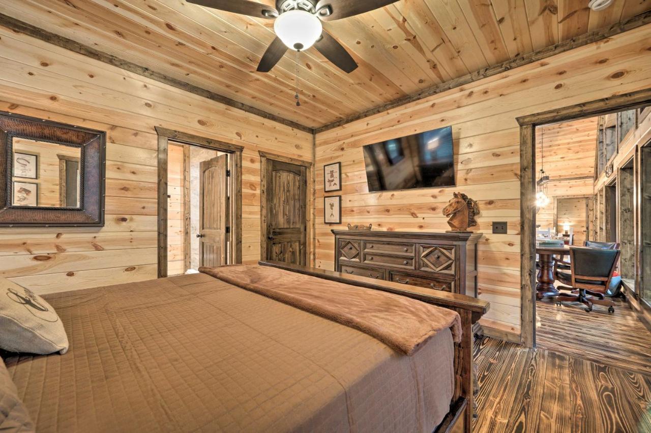 Broken Bow Cabin Deck With Hot Tub And Pool Table! Exteriér fotografie