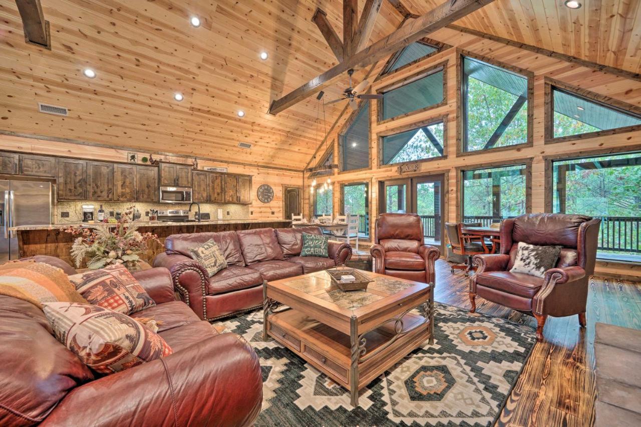 Broken Bow Cabin Deck With Hot Tub And Pool Table! Exteriér fotografie