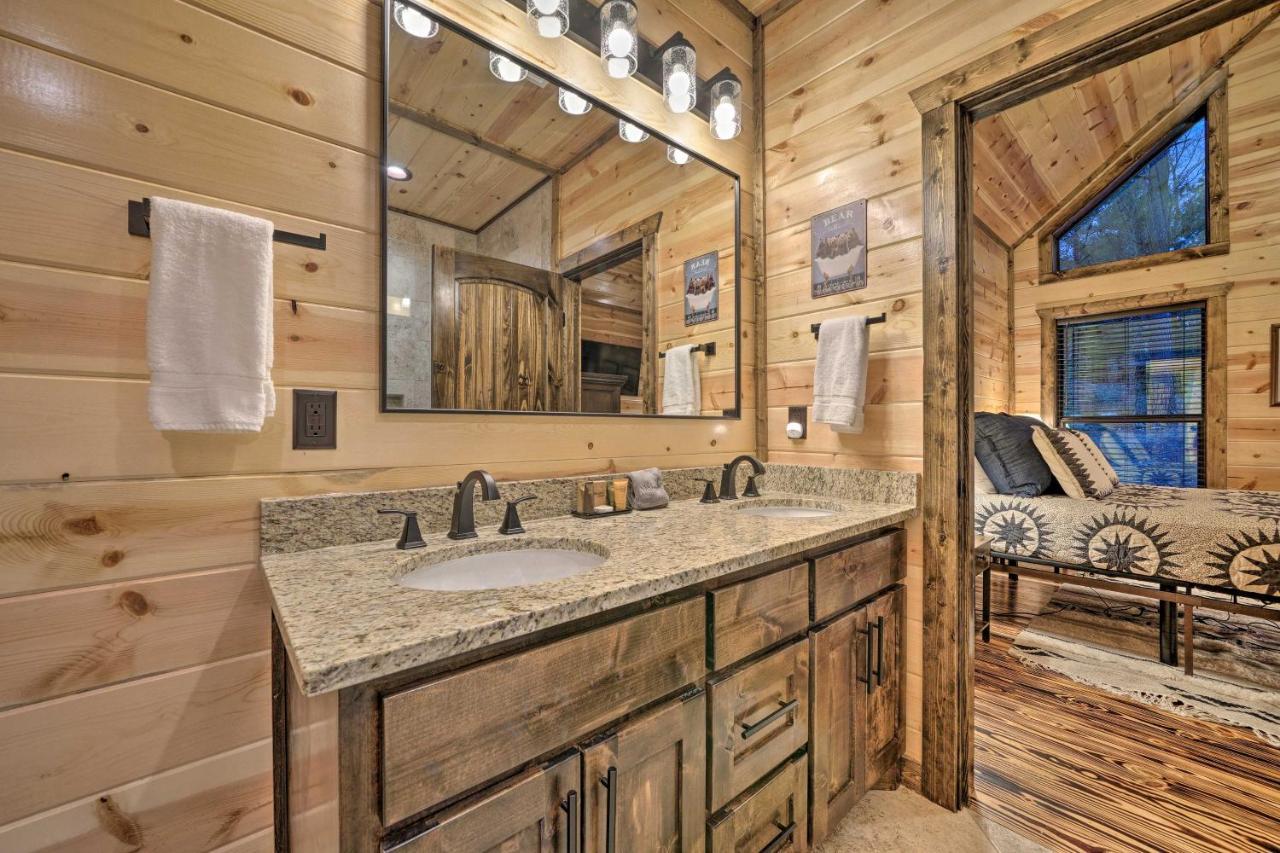Broken Bow Cabin Deck With Hot Tub And Pool Table! Exteriér fotografie